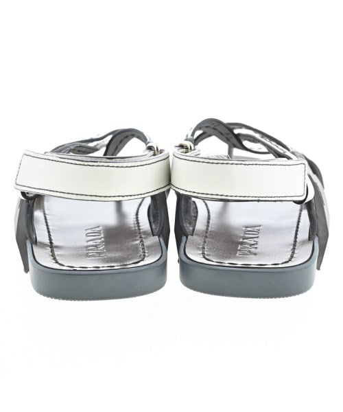 PRADA รองเท้าแตะ
