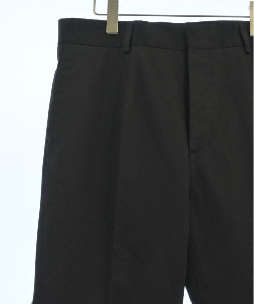 PRADA ชิโน่