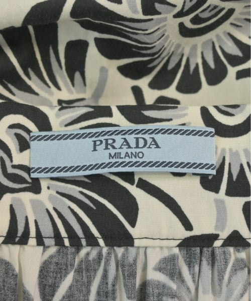 PRADA กระโปรงยาวถึงเข่า