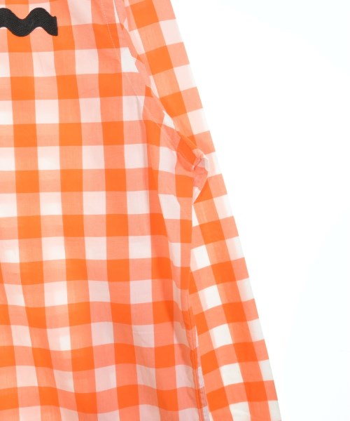 PRADA เสื้อลำลอง