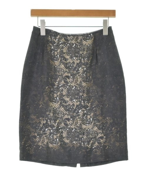 PRADA กระโปรงยาวถึงเข่า