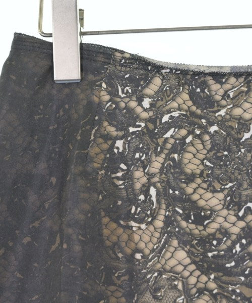 PRADA กระโปรงยาวถึงเข่า