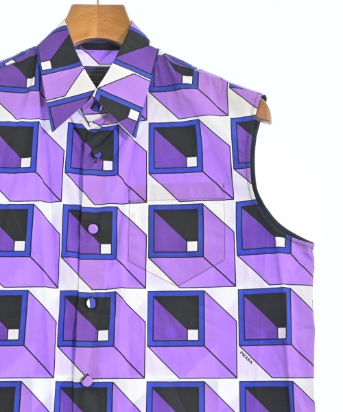 PRADA เสื้อลำลอง