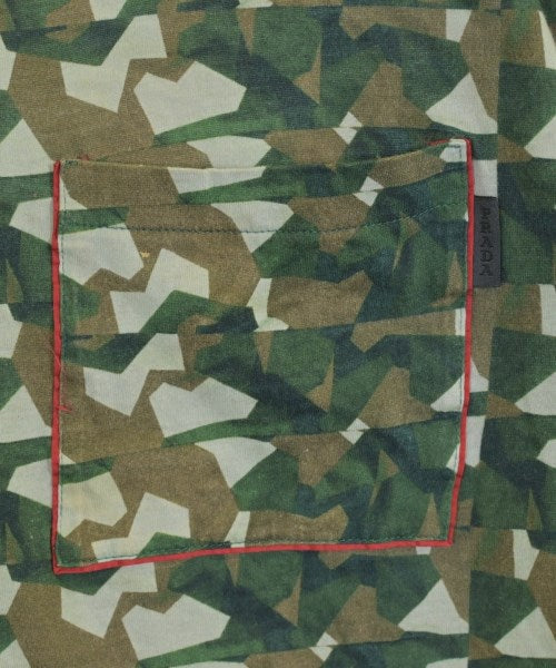 PRADA เสื้อยืด/เสื้อท็อปส์