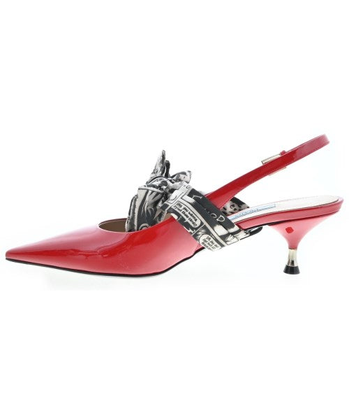 PRADA รองเท้าส้นสูง