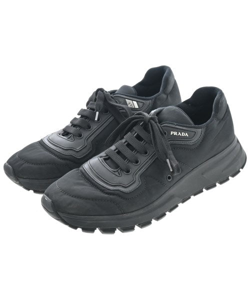 PRADA รองเท้าผ้าใบ