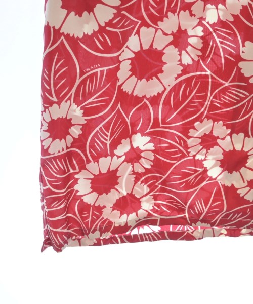 PRADA เสื้อลำลอง