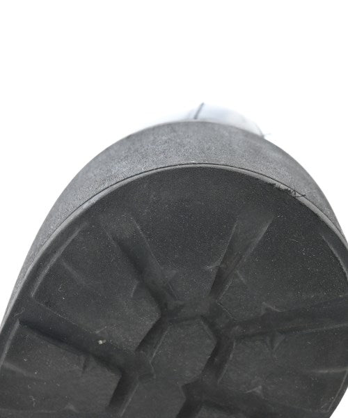 PRADA รองเท้าสวมทางการ