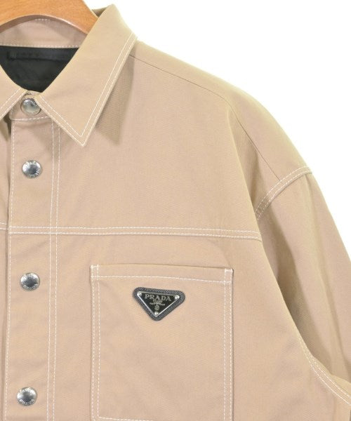 PRADA เสื้อลำลอง