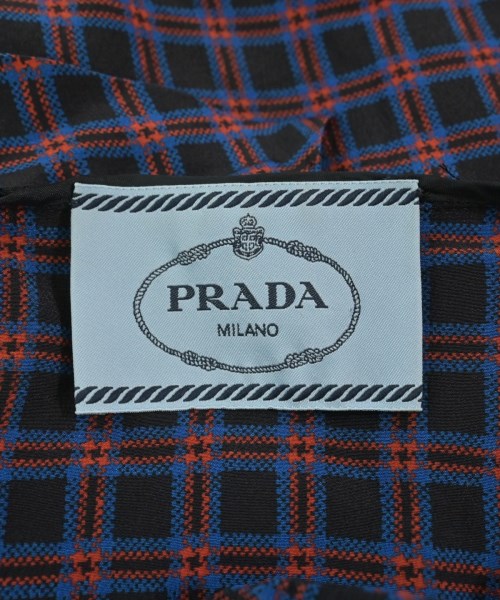 PRADA เสื้อสตรี