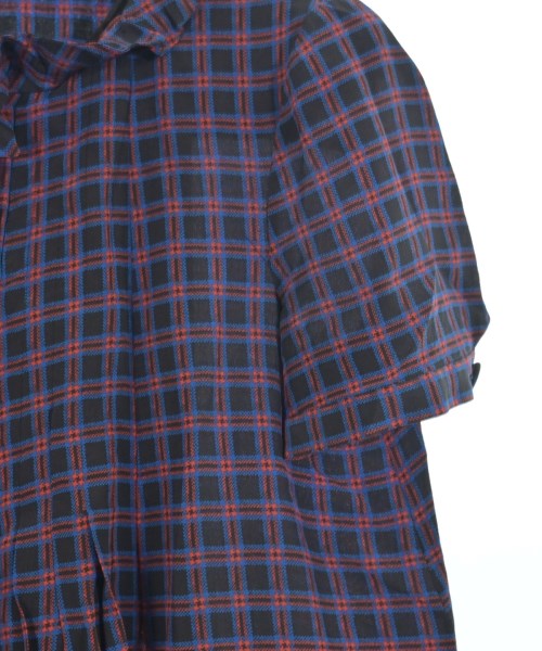 PRADA เสื้อสตรี