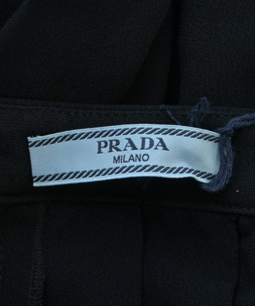 PRADA กระโปรงยาวถึงเข่า
