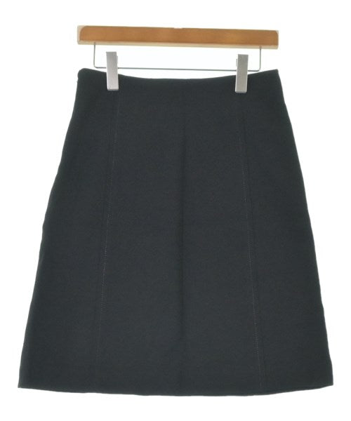 PRADA กระโปรงยาวถึงเข่า