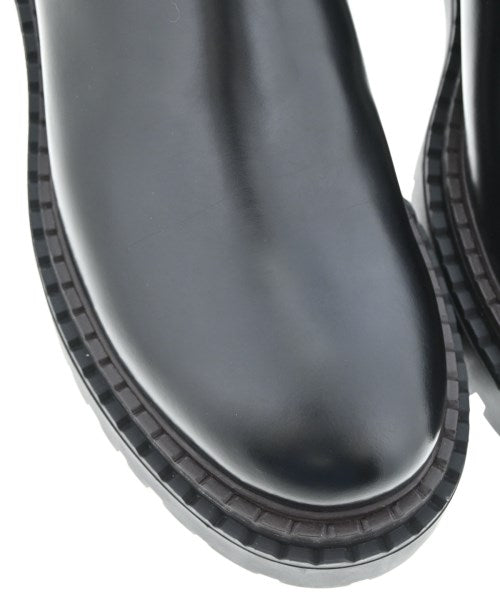 PRADA รองเท้าบูท