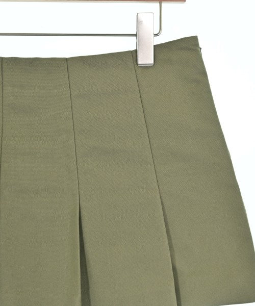 PRADA กระโปรงสั้น