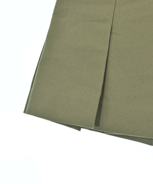 PRADA กระโปรงสั้น