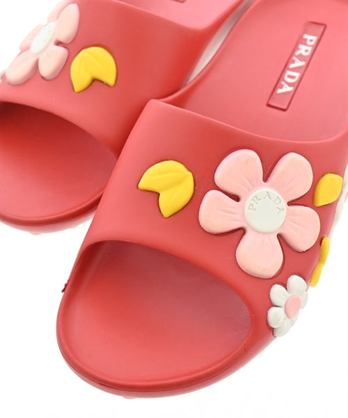 PRADA รองเท้าแตะ