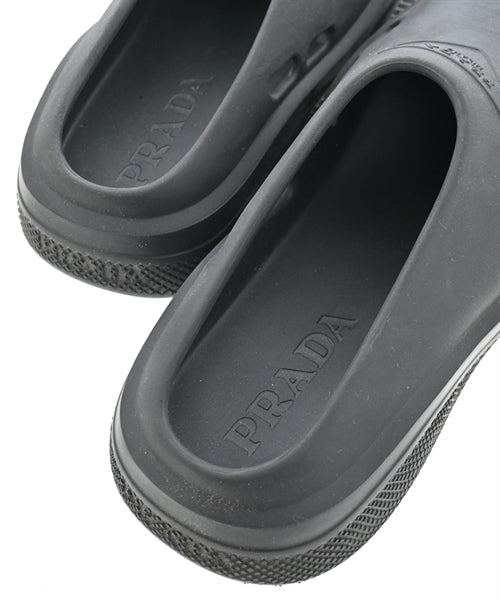 PRADA รองเท้าแตะ