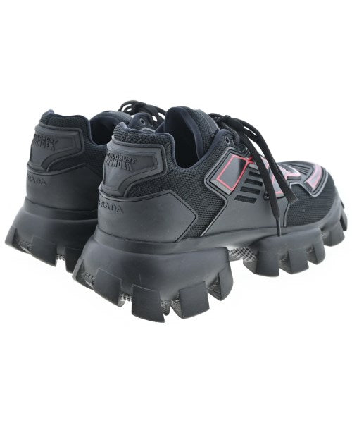 PRADA รองเท้าผ้าใบ