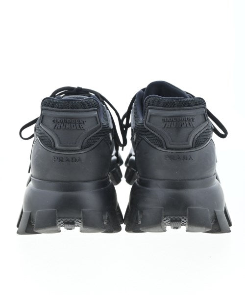 PRADA รองเท้าผ้าใบ