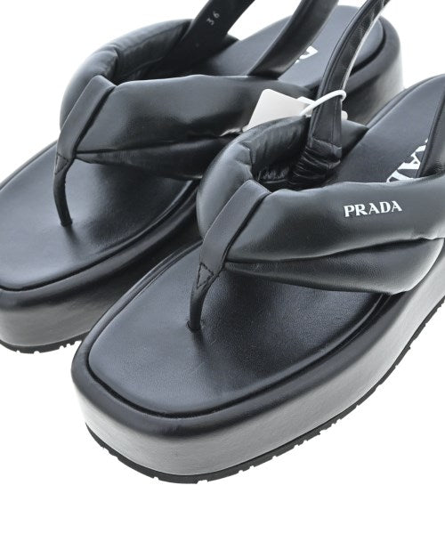 PRADA รองเท้าแตะ