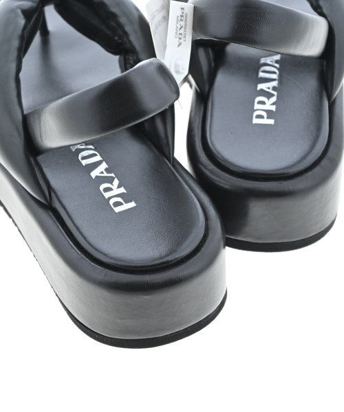 PRADA รองเท้าแตะ