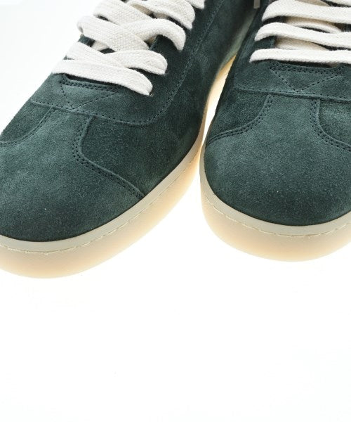 PRADA รองเท้าผ้าใบ