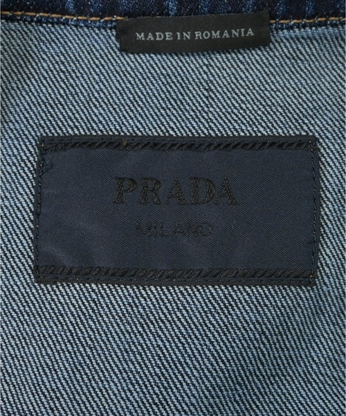 PRADA เสื้อลำลอง