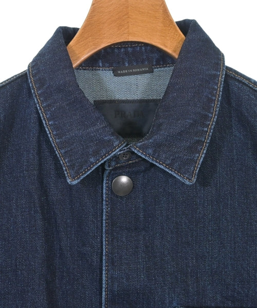 PRADA เสื้อลำลอง