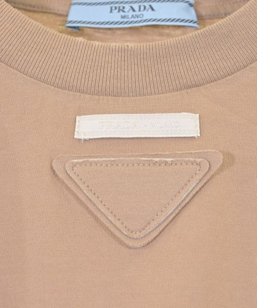 PRADA เสื้อยืด/เสื้อท็อปส์