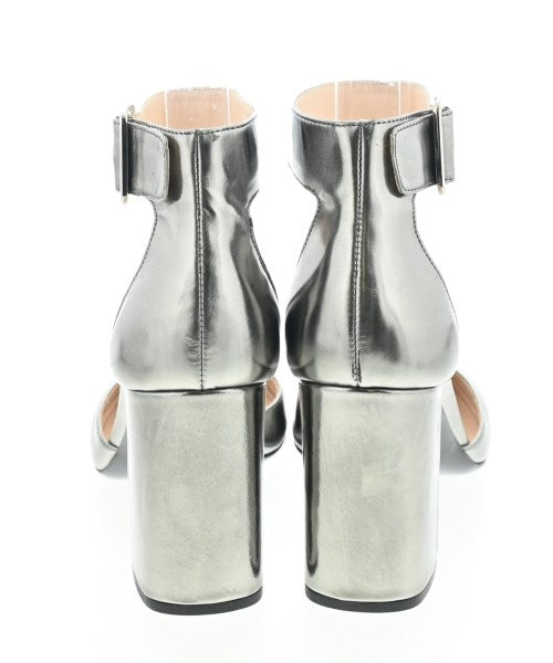 PRADA รองเท้าส้นสูง