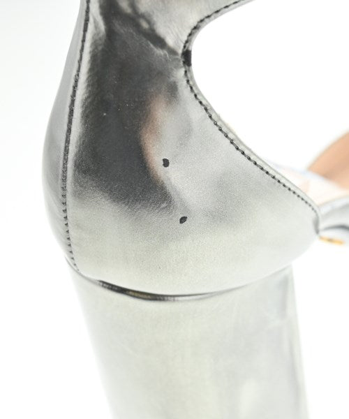 PRADA รองเท้าส้นสูง