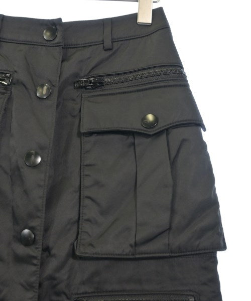 PRADA กระโปรงยาวถึงเข่า