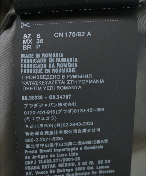 PRADA เสื้อลำลอง