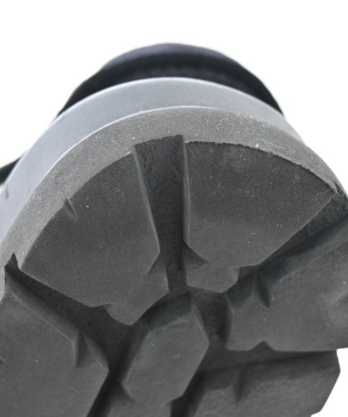 PRADA รองเท้าแตะ