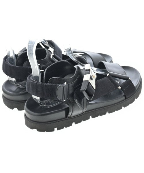 PRADA รองเท้าแตะ