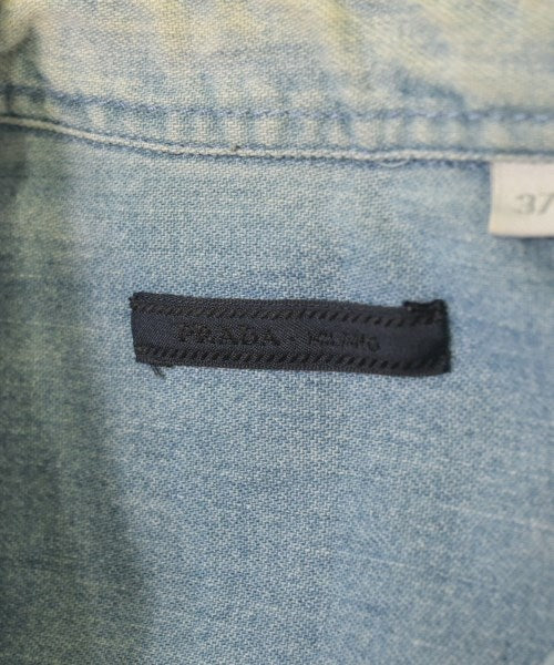 PRADA เสื้อลำลอง