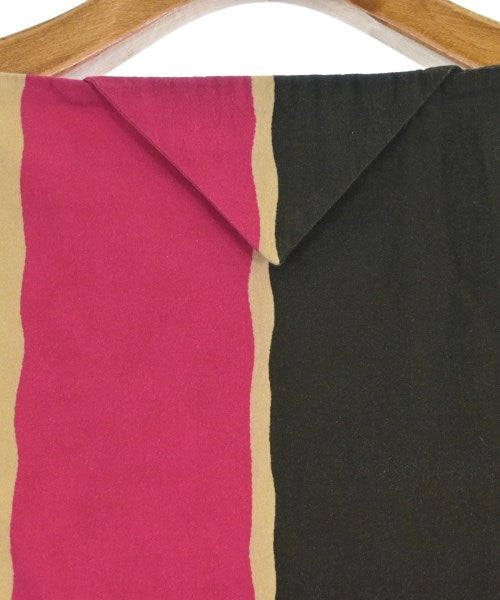 PRADA เสื้อลำลอง