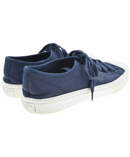 PRADA รองเท้าผ้าใบ