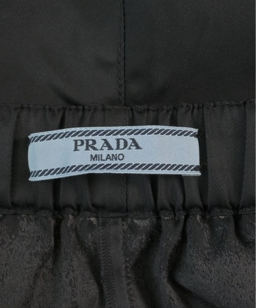 PRADA กางเกงขาสั้น