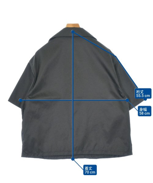 PRADA เสื้อลำลอง