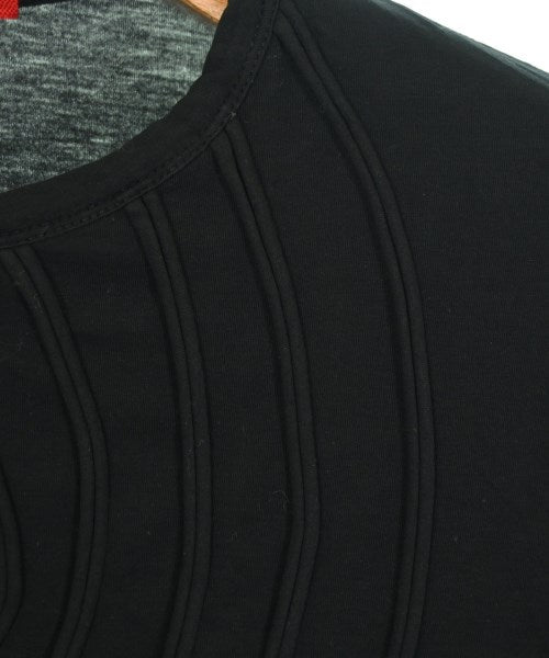 PRADA เสื้อยืด/เสื้อท็อปส์