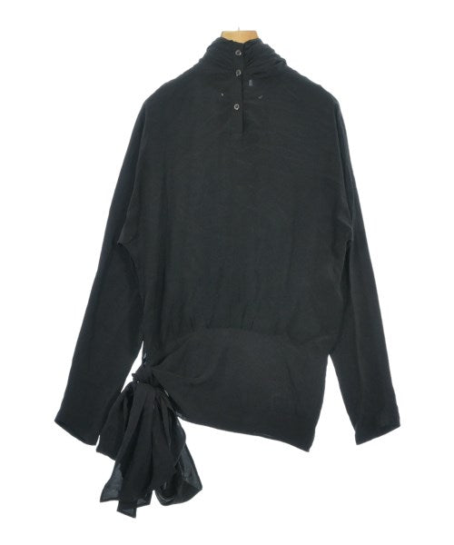 PRADA เสื้อสตรี