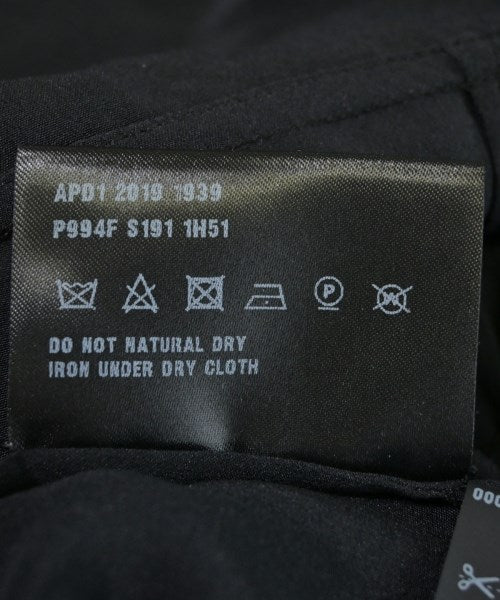 PRADA เสื้อสตรี