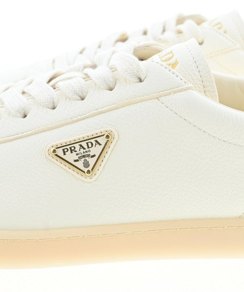 PRADA รองเท้าผ้าใบ