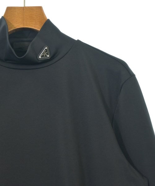 PRADA เสื้อยืด/เสื้อท็อปส์