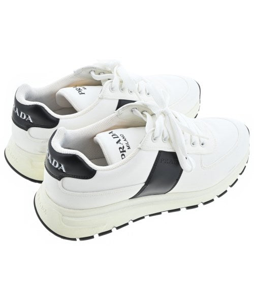 PRADA รองเท้าผ้าใบ