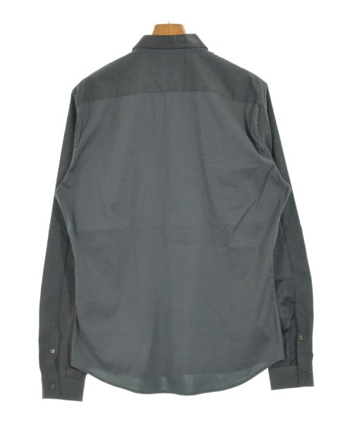 PRADA เสื้อลำลอง