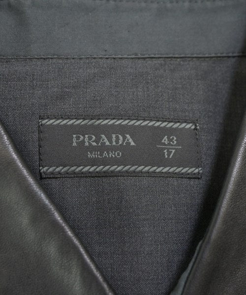 PRADA เสื้อลำลอง