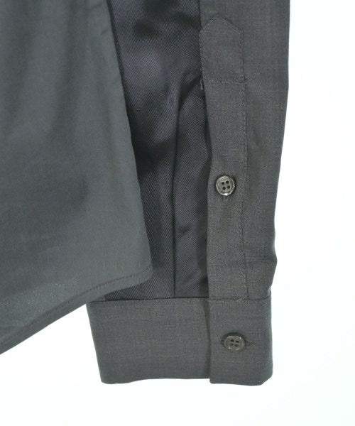 PRADA เสื้อลำลอง